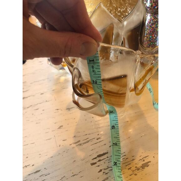 Vintage Unmarked Glass Handkerchief Vase 5" Brown and Clear - Picture 6 of 6